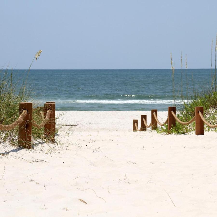 Budget Friendly Condo Perfect For A Romantic Getaway Within Walking Distance To The Beach! Gulf Shores Esterno foto